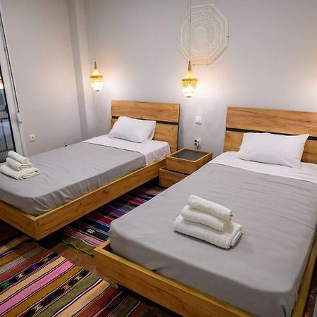 Boho 2 Bdr Luxury Meets The East Apartment Атина Екстериор снимка