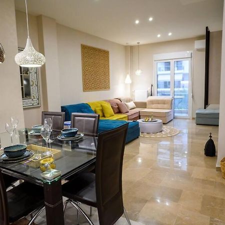 Boho 2 Bdr Luxury Meets The East Apartment Атина Екстериор снимка